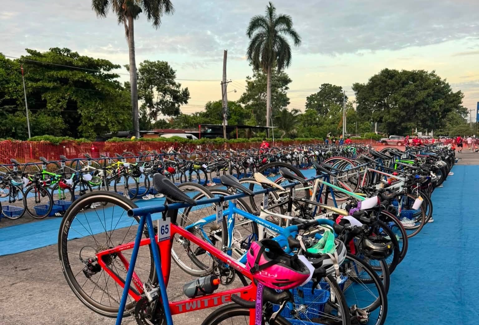 TRIATLÓN CAPITAL DEL MUNDO REU 2026. ¡Un reto de pura resistencia!